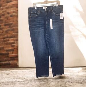 Jeans Nicole Miller NY women's Size 14 High Rise Slim Traight NWT.